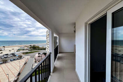 房子 出售 进入 Empuriabrava, Girona. 