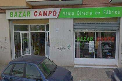 Handelspanden in Aspe, Alicante. 