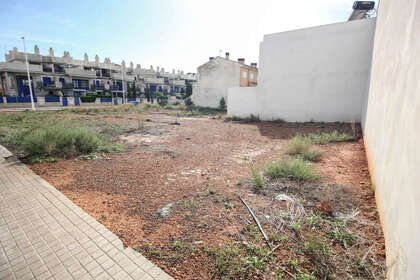 Grund til salg i Sagunto/Sagunt, Valencia. 