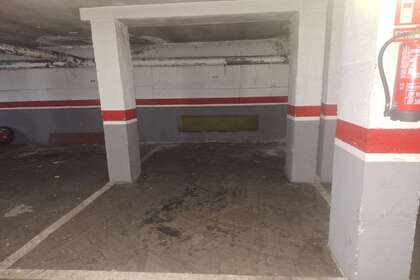 Parkeringspladser i Poligono 58, León. 