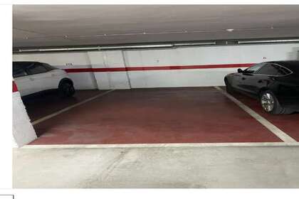 Parkeringspladser i Sur, Aguadulce, Almería. 