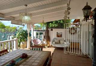 Apartment for sale in Los Cristianos, Arona, Santa Cruz de Tenerife, Tenerife. 