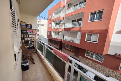 Apartment for sale in Los Cristianos, Arona, Santa Cruz de Tenerife, Tenerife. 