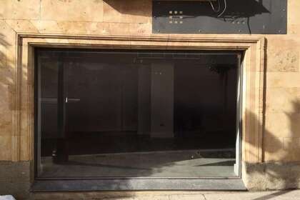 Commercial premise in Centro Histórico, Salamanca. 