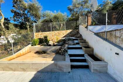 Klynge huse til salg i Galaroza, Huelva. 