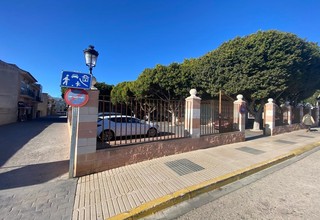 Urban plot for sale in Nucleo Urbano, Rafelbunyol, Valencia. 