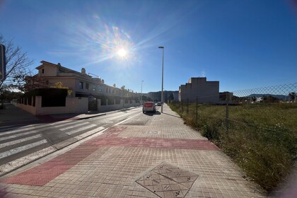 Beboelse jord til salg i Sagunt, Sagunto/Sagunt, Valencia. 