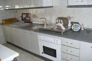 House for sale in Convento, Valdepeñas, Ciudad Real. 