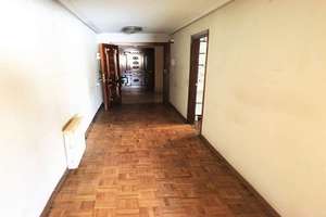Flat in Centro, Valdepeñas, Ciudad Real. 