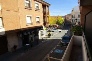 Flat for sale in Centro, Valdepeñas, Ciudad Real. 