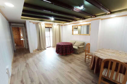 Flat in Seis de Junio, Valdepeñas, Ciudad Real. 