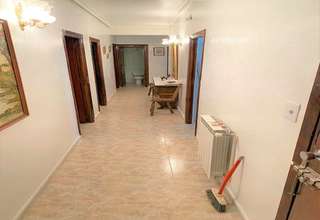 Flat for sale in Centro, Valdepeñas, Ciudad Real. 