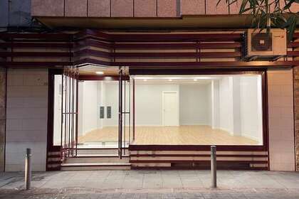 Коммерческое помещение в Centro, Valdepeñas, Ciudad Real. 