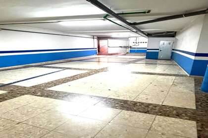 Vagas de estacionamento venda em Centro, Valdepeñas, Ciudad Real. 