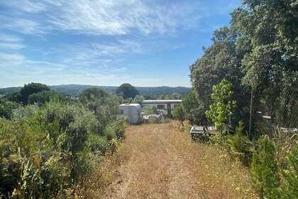 Terreno vendita in Urb. Cuesta Vieja, Navas del Rey, Madrid. 