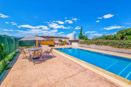 Ранчо Продажа в Casares, Málaga. 