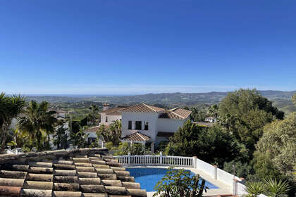 Таунхаус Продажа в Valtocado (Mijas), Málaga. 