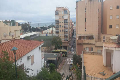 情节 出售 进入 Los Pacos, Fuengirola, Málaga. 