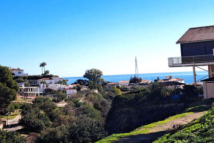 情节 出售 进入 Torreblanca, Fuengirola, Málaga. 