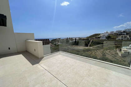 房子 出售 进入 Torrox-Costa, Málaga. 