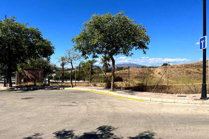 情节 出售 进入 Fuengirola, Málaga. 