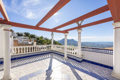 House for sale in Gaucín, Málaga. 