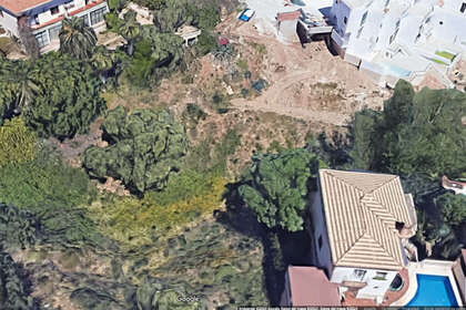 情节 出售 进入 Torreblanca, Fuengirola, Málaga. 
