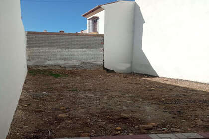 情节 出售 进入 Alhaurín el Grande, Málaga. 