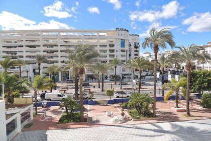 Apartment for sale in Puerto Banús, Málaga. 