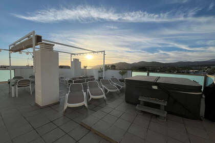 Penthouse venda em Nerja, Málaga. 
