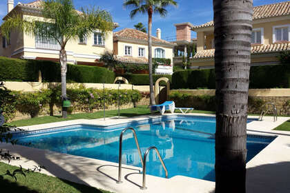Дом Продажа в Elviria, Marbella, Málaga. 