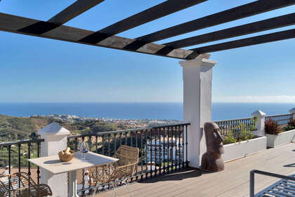 Penthouse venda em Calahonda, Mijas, Málaga. 