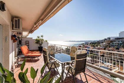 Apartment for sale in Torrequebrada, Benalmádena, Málaga. 