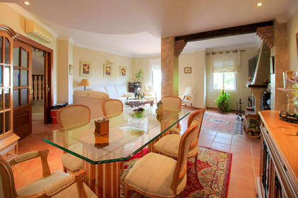 Townhouse vendita in Marbella, Málaga. 