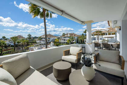Appartement vendre en Puerto Banús, Marbella, Málaga. 