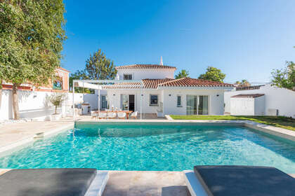 Reihenhaus zu verkaufen in Nueva andalucia, Málaga. 