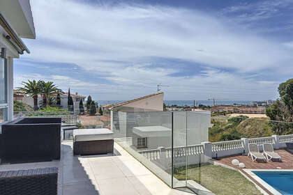 Reihenhaus zu verkaufen in Caleta de Velez, Málaga. 