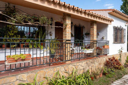 Reihenhaus zu verkaufen in Benalmádena, Málaga. 