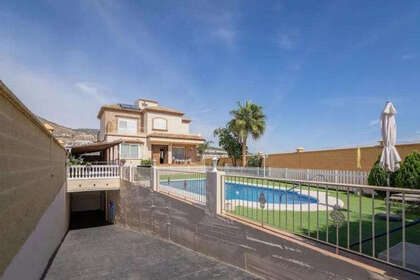 Reihenhaus zu verkaufen in Benalmádena, Málaga. 