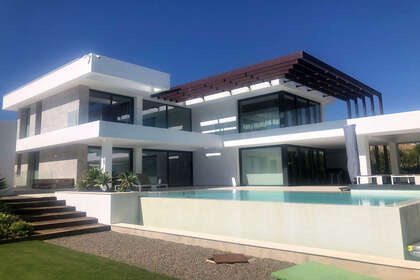 Reihenhaus zu verkaufen in Estepona, Málaga. 