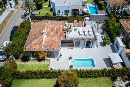 Chalet Adosado venta en Marbella, Málaga. 