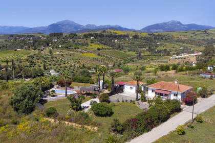 Ranch for sale in Pizarra, Málaga. 