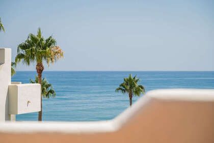 Penthouse for sale in Puerto Banús, Marbella, Málaga. 
