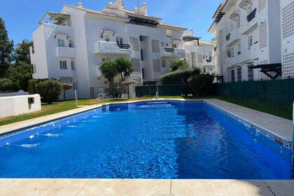 Apartment for sale in Torrequebrada, Benalmádena, Málaga. 