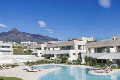 Penthouse for sale in Puerto Banús, Marbella, Málaga. 
