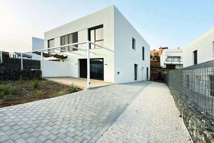 House for sale in Riviera Del Sol, Marbella, Málaga. 