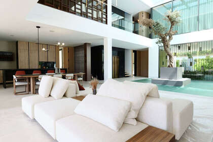 Cluster house for sale in Puerto Banús, Marbella, Málaga. 