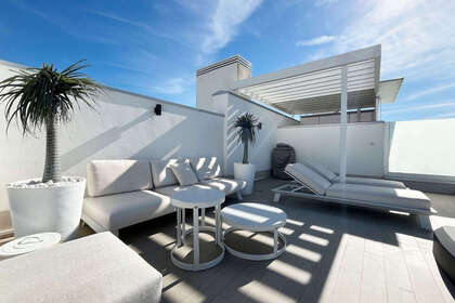 Penthouse for sale in Puerto Banús, Marbella, Málaga. 