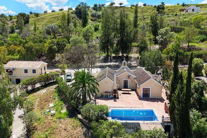 Cluster house for sale in Coín, Málaga. 