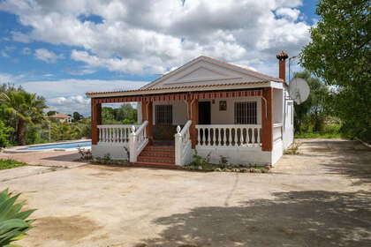 Cluster house for sale in Alhaurín el Grande, Málaga. 